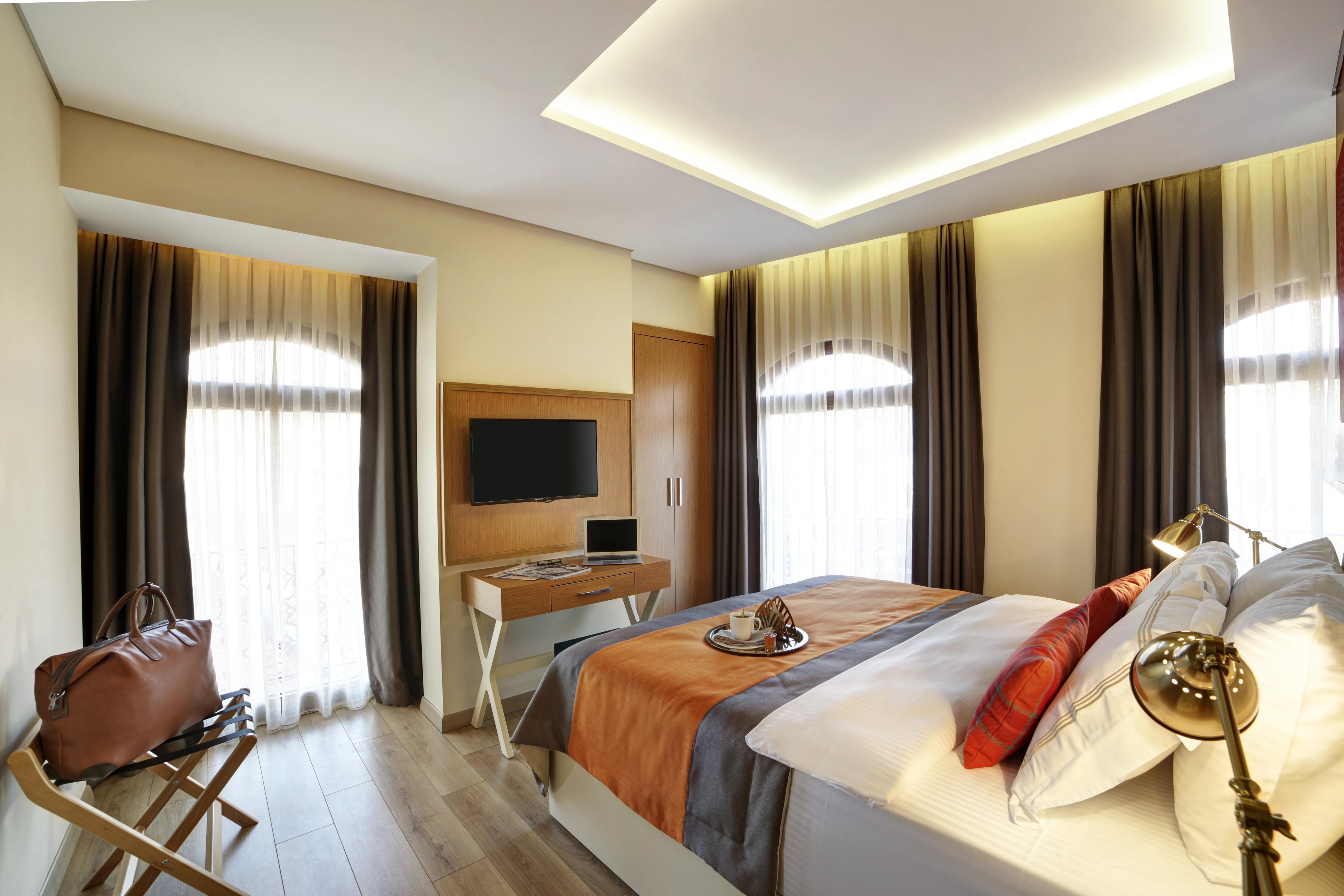 The Fox Hotel — Fotoğraflar 1